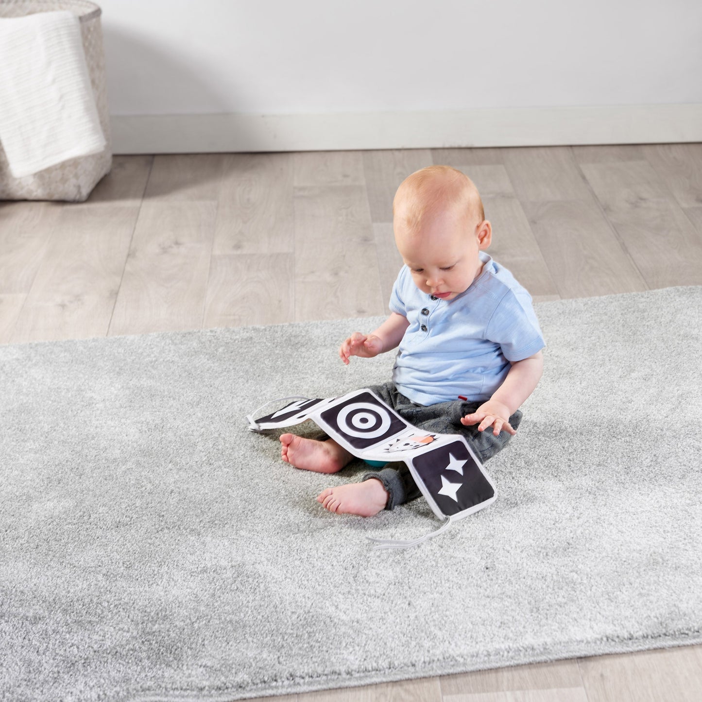 Tiny Love Magical Tales Black & White Gymini & Tummy Time Play Mat - image 8