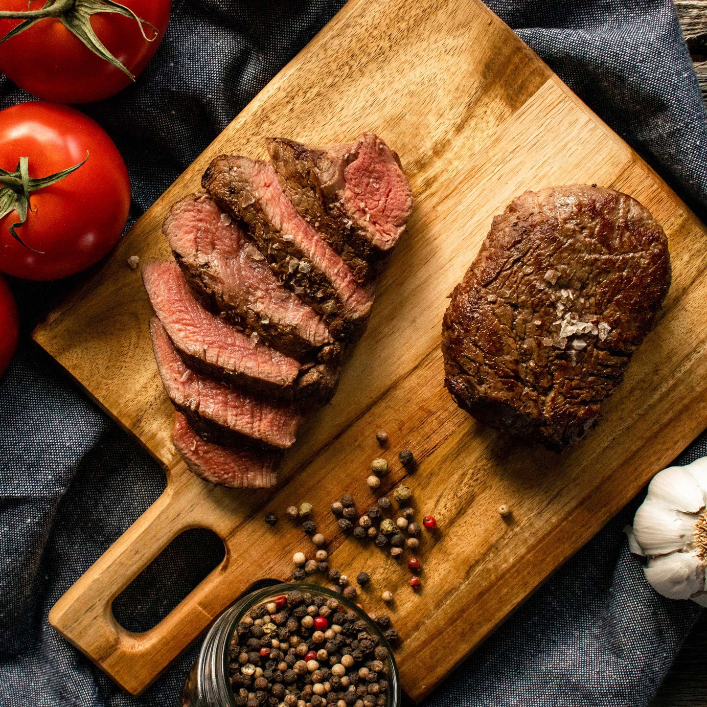 Canadian Rangeland, Bison Top Sirloin Baseball Steak, 12 × 227 g (8 oz) - image 2
