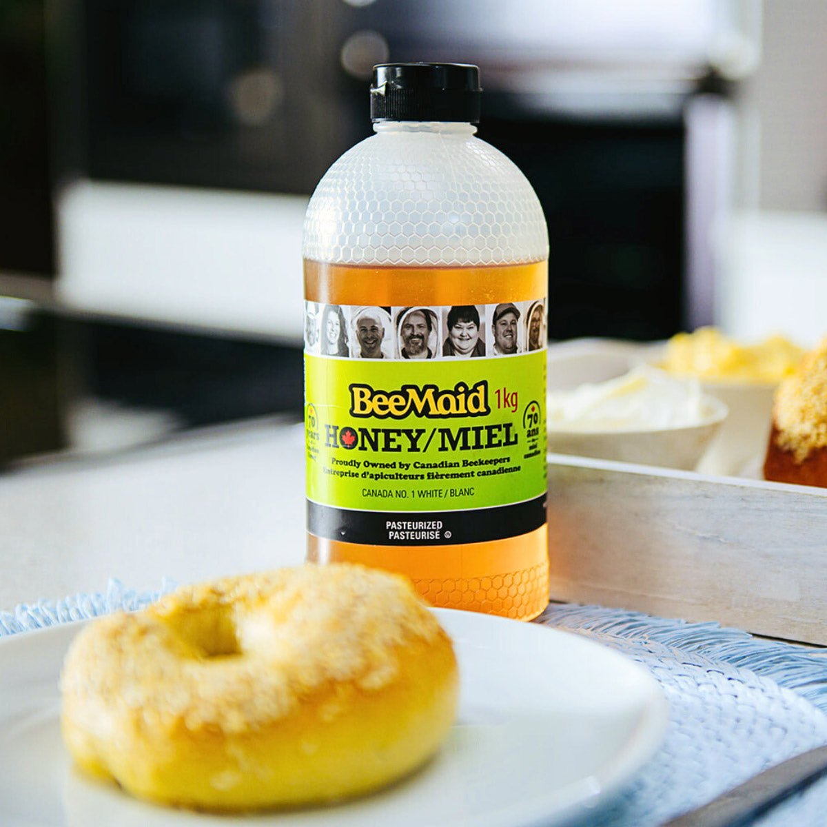 BeeMaid Liquid Honey, 2 × 1 kg - image 2