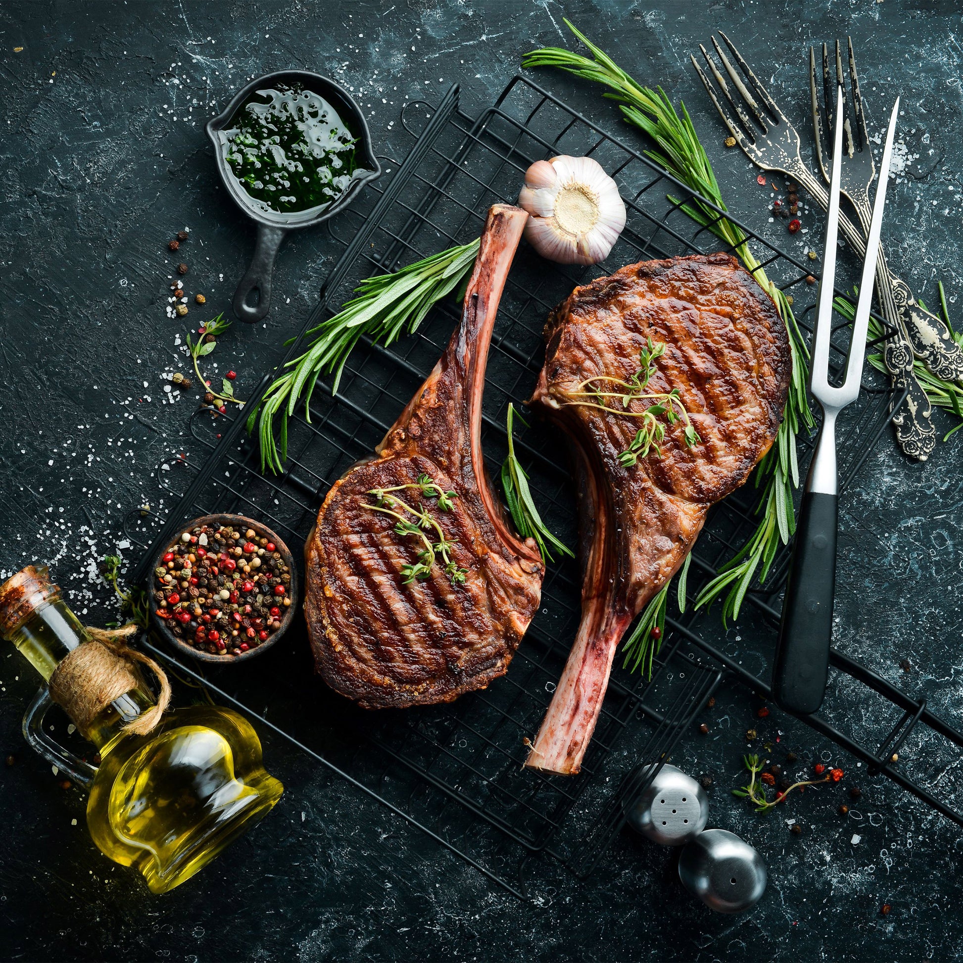 Canadian Rangeland Bison Tomahawk Steak, 4 × 700 g (25 oz) - image 1