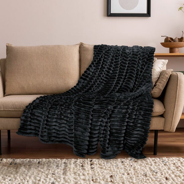 Wide Ribbed Flannel Blanket