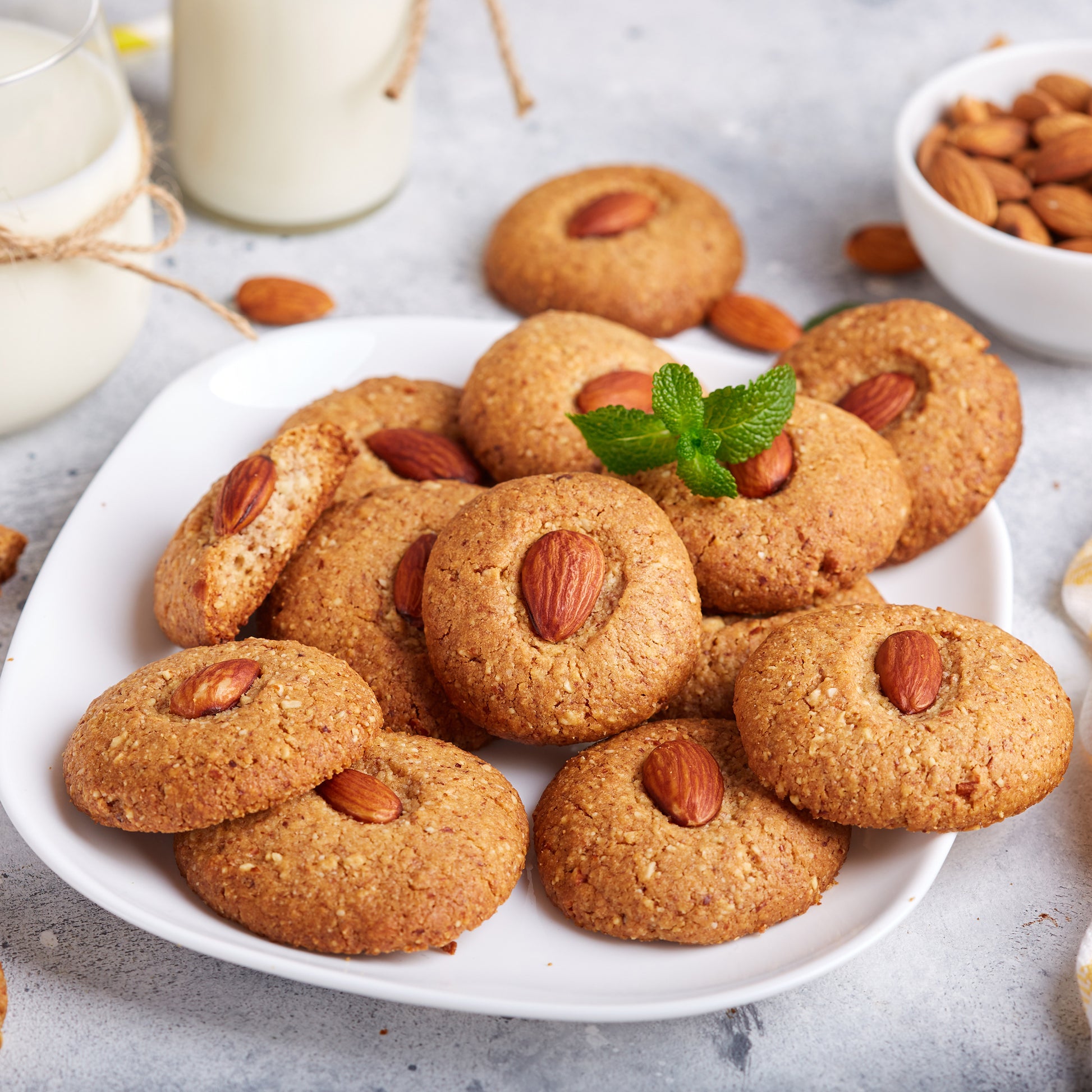 Yupik Organic Raw Almonds, 3 × 1 kg - image 5