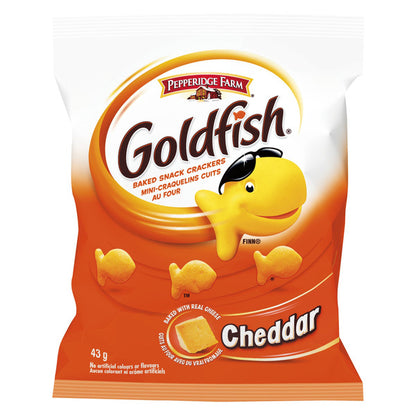 Goldfish Baked Snack Cheddar Crackers, 24 × 43 g (1.5 oz.) — product image